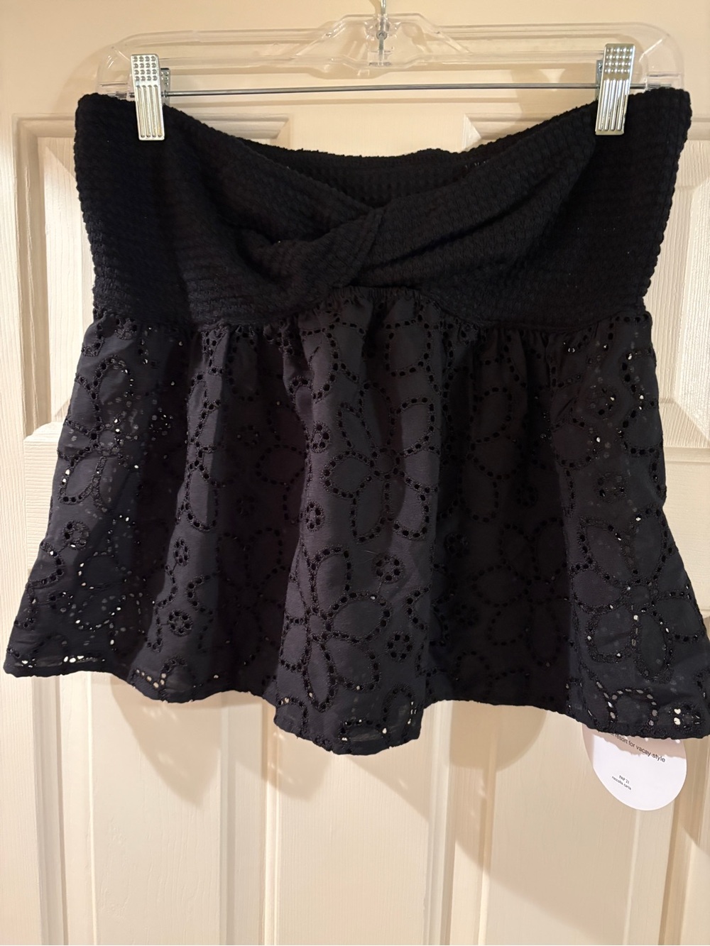 Black floral eyelet mini skirt from SHEIN Size L. Great condition.